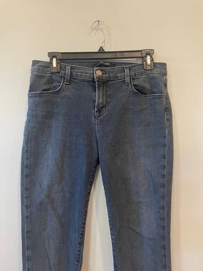 Mid-Rise Dark Blue Women’s Jeans j.brand size 29 kamila style